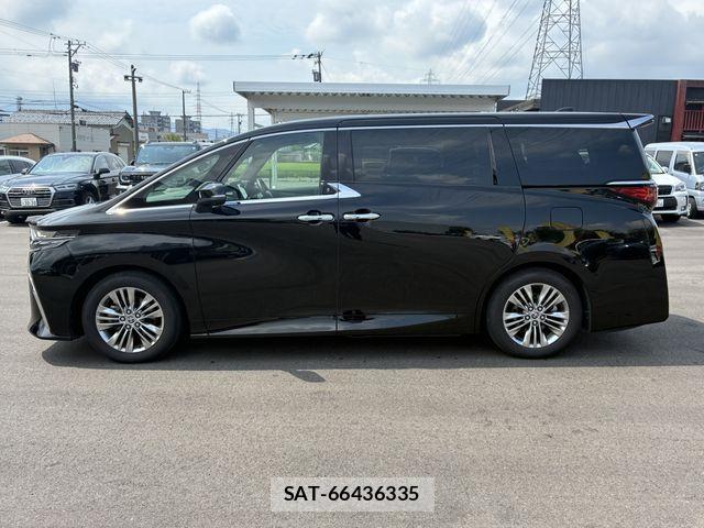 Toyota ALPHARD HYBRID 2024-09 8312829-9