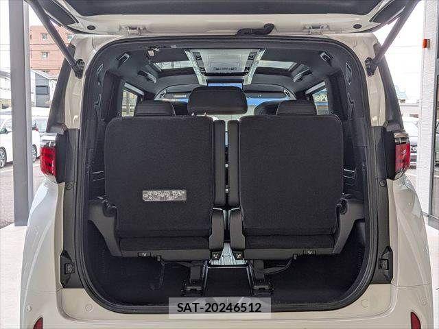 Toyota ALPHARD HYBRID 2024-04 8334699-12