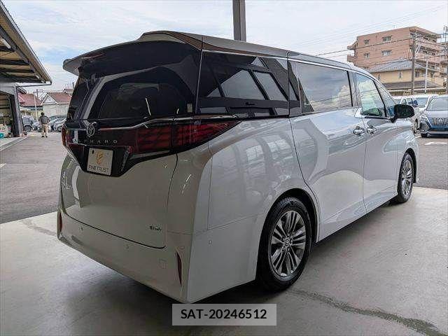 Toyota ALPHARD HYBRID 2024-04 8334699-22