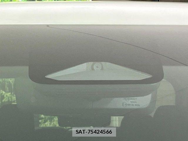 Toyota ALPHARD HYBRID 2025-08 8334701-5