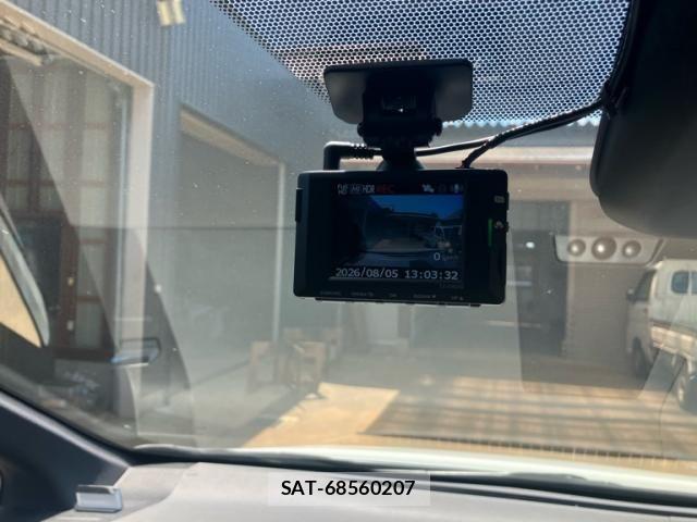 Toyota ALPHARD HYBRID 2024-10 8353848-10