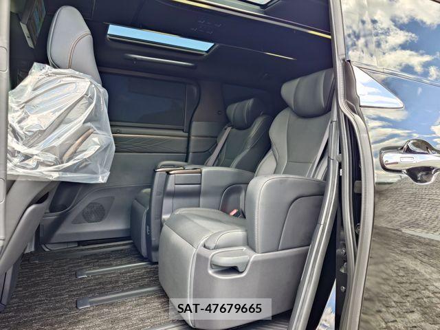 Toyota ALPHARD HYBRID 2024-07 8353845-22