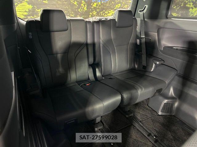 Toyota ALPHARD HYBRID 2023-08 8364548-9