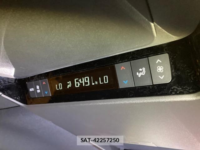Toyota ALPHARD HYBRID 2025-01 8364542-13