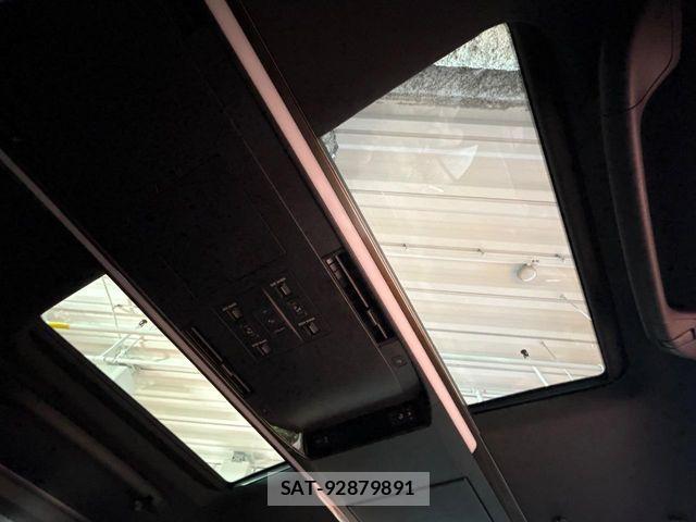 Toyota ALPHARD HYBRID 2025-05 8364543-2