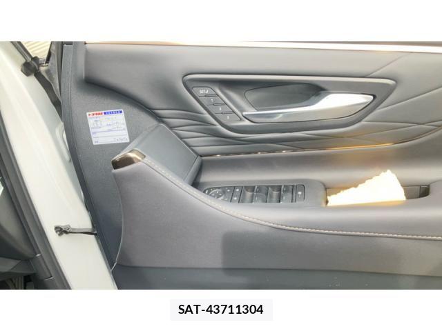 Toyota ALPHARD HYBRID 2023-09 8371401-17