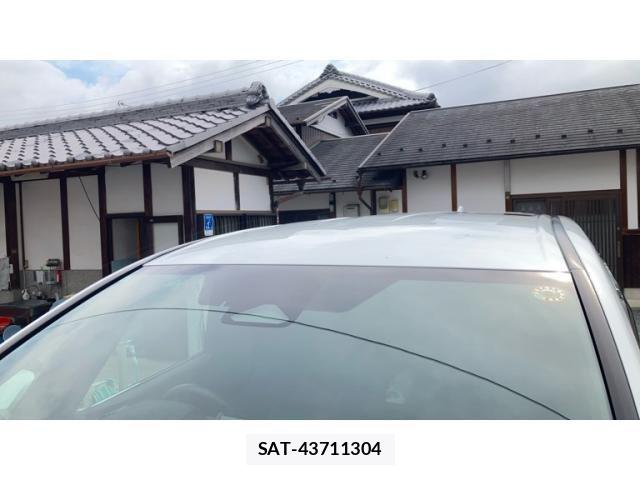 Toyota ALPHARD HYBRID 2023-09 8371401-5