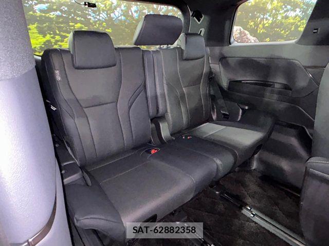Toyota ALPHARD HYBRID 2023-08 8437894-9