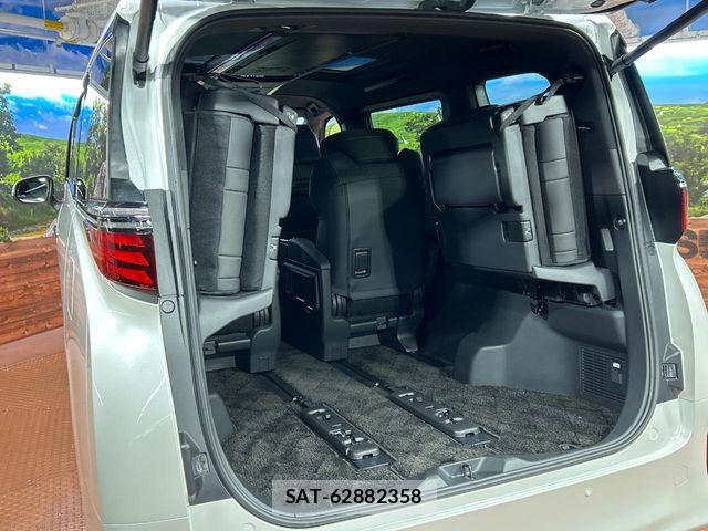 Toyota ALPHARD HYBRID 2023-08 8437894-10