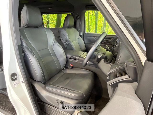 Toyota ALPHARD HYBRID 2023-10 8437896-8