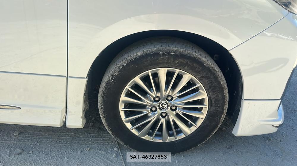 Toyota ALPHARD HYBRID 2021-05 7610982-26
