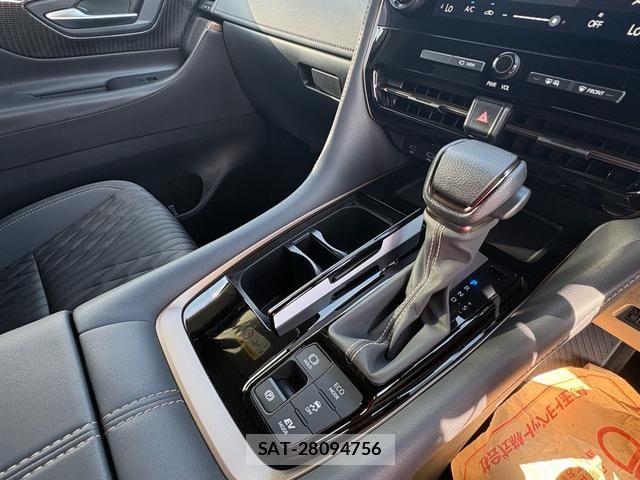 Toyota ALPHARD HYBRID 2026-01 8484983-22