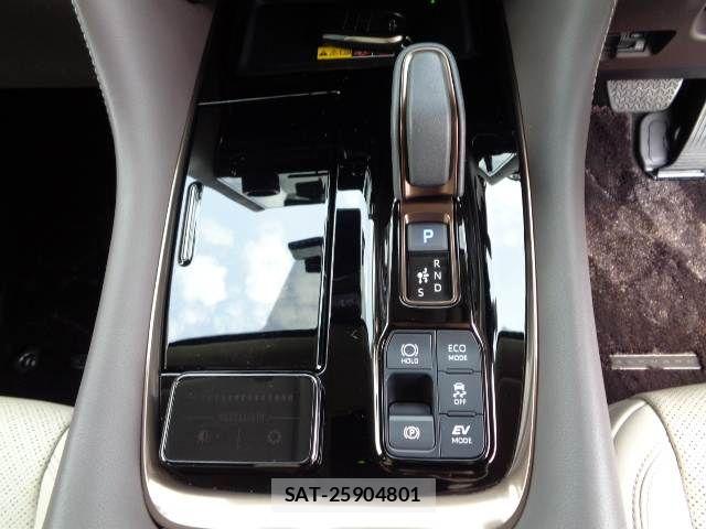 Toyota ALPHARD HYBRID 2023-07 8523372-6