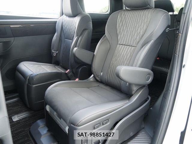 Toyota ALPHARD HYBRID 2026-06 8561055-8