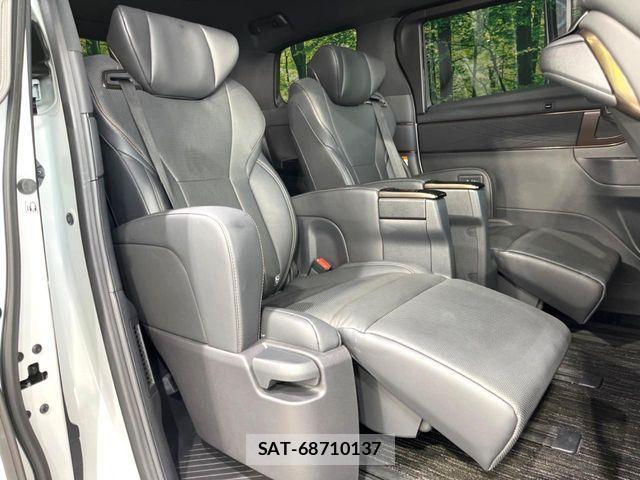 Toyota ALPHARD HYBRID 2023-08 8561056-8