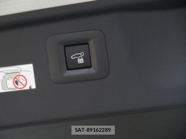 Toyota ALPHARD HYBRID 2023-08 8561054-19