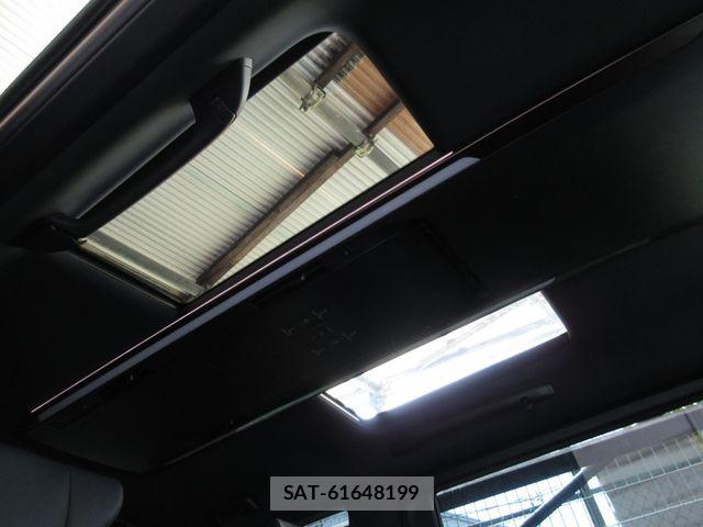 Toyota ALPHARD HYBRID 2023-07 8625685-13