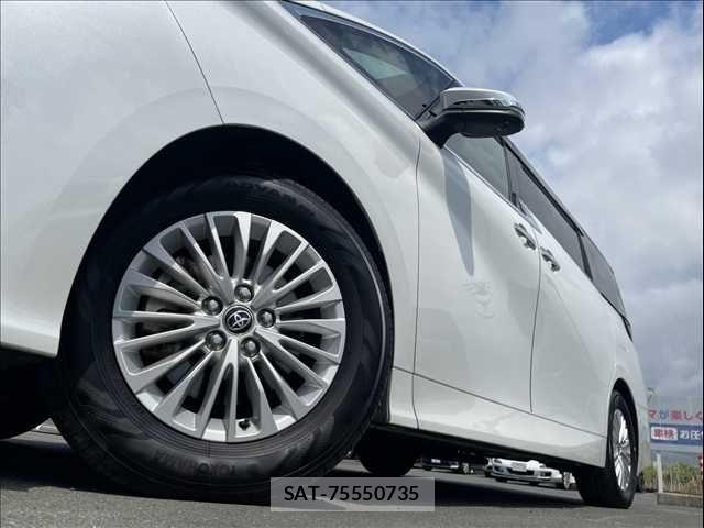 Toyota ALPHARD HYBRID 2025-05 8625690-18
