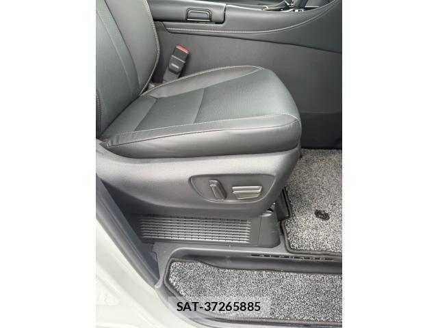 Toyota ALPHARD HYBRID 2025-09 8625682-12