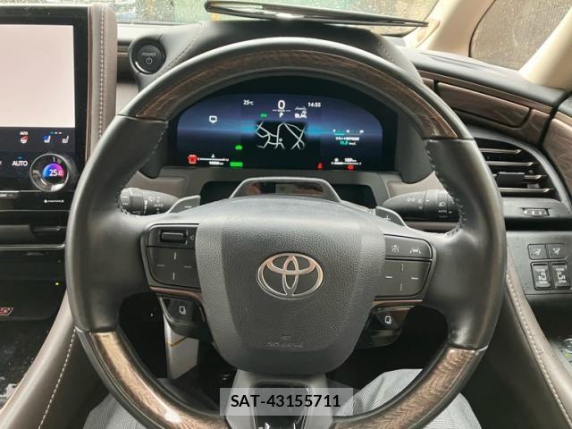 Toyota ALPHARD HYBRID 2024-09 8657856-24