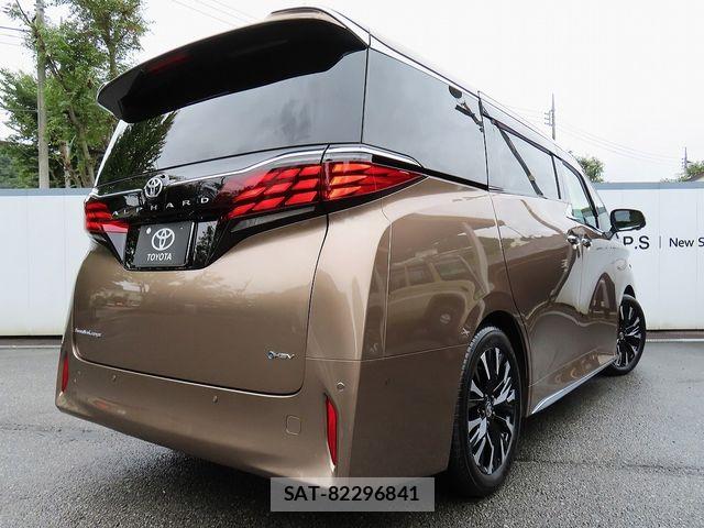 Toyota ALPHARD HYBRID 2026-03 8657855-29