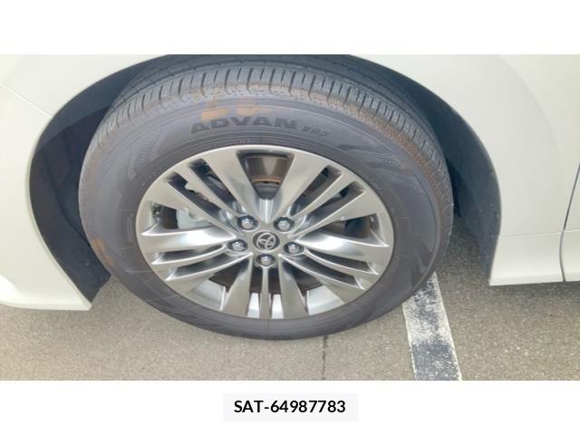 Toyota ALPHARD HYBRID 2024-10 8657861-11