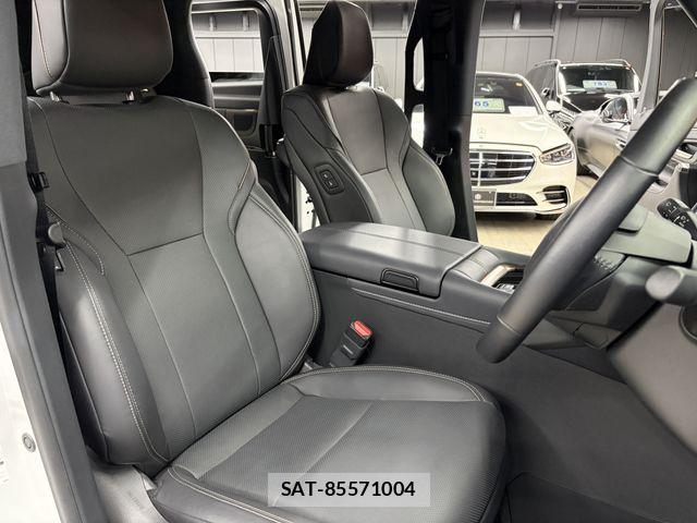 Toyota ALPHARD HYBRID 2024-02 8657865-13