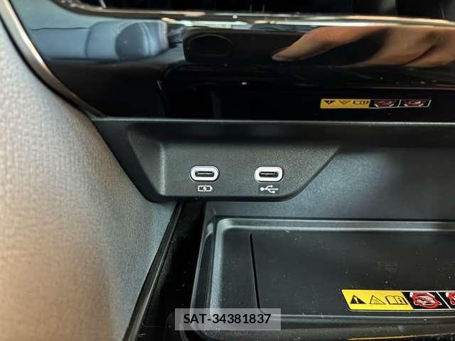 Toyota ALPHARD HYBRID 2024-01 8848125-19