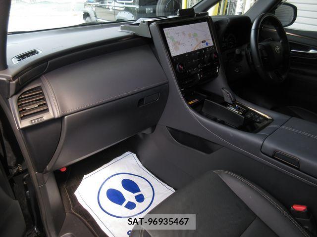 Toyota ALPHARD HYBRID 2024-03 8870375-12
