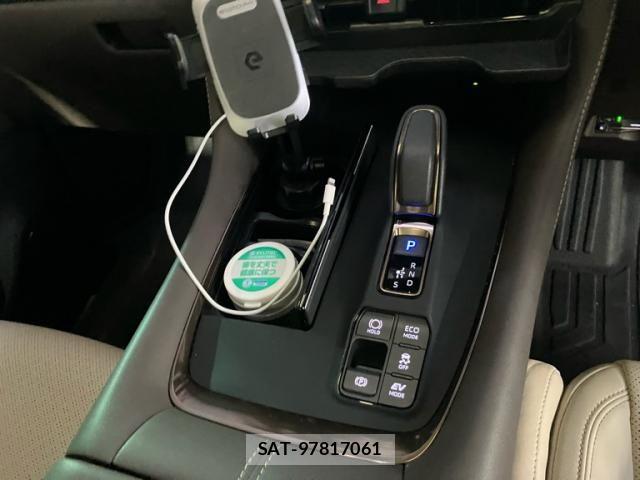 Toyota ALPHARD HYBRID 2025-07 8883250-25