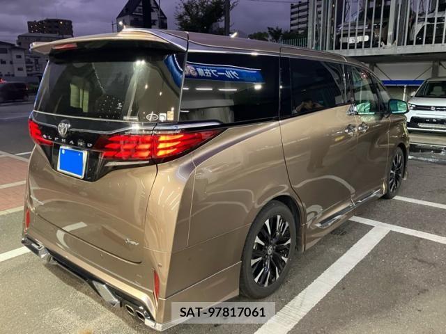 Toyota ALPHARD HYBRID 2025-07 8883250-3