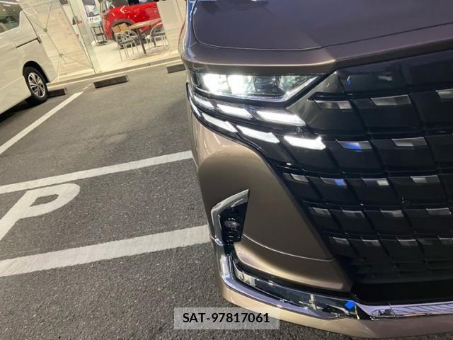Toyota ALPHARD HYBRID 2025-07 8883250-6
