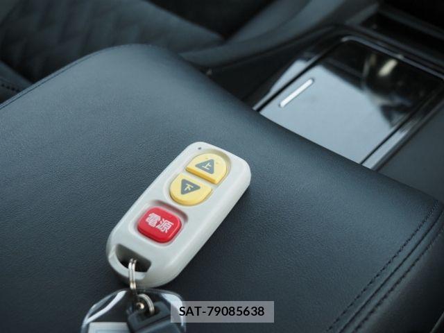 Toyota ALPHARD HYBRID 2016-03 1090764-29