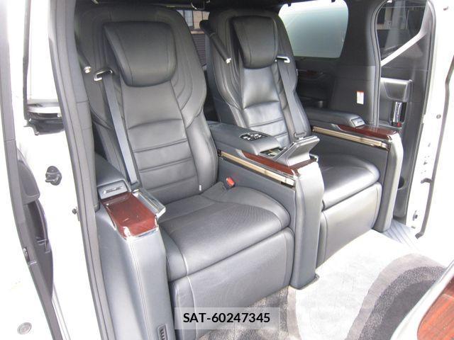 Toyota ALPHARD HYBRID 2016-11 1289714-24