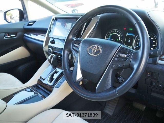 Toyota ALPHARD HYBRID 2022-04 1553737-29