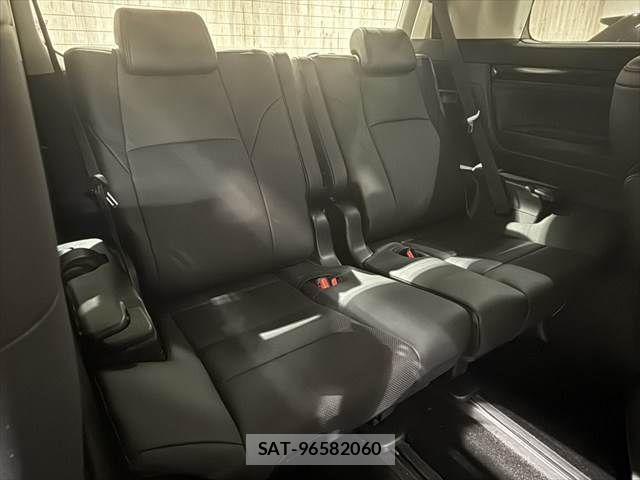 Toyota ALPHARD HYBRID 2019-01 1902623-9