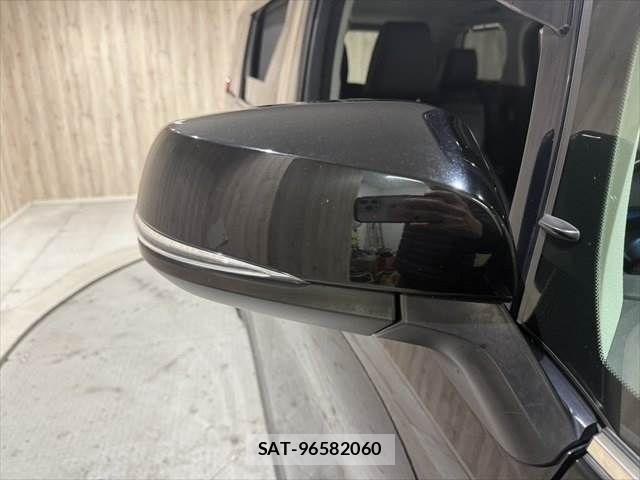 Toyota ALPHARD HYBRID 2019-01 1902623-27