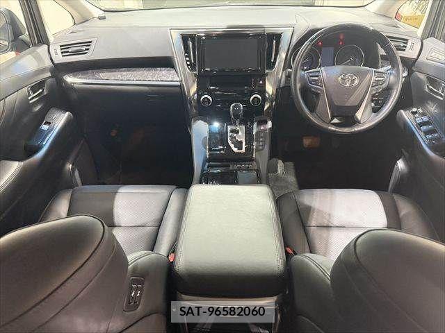 Toyota ALPHARD HYBRID 2019-01 1902623-2