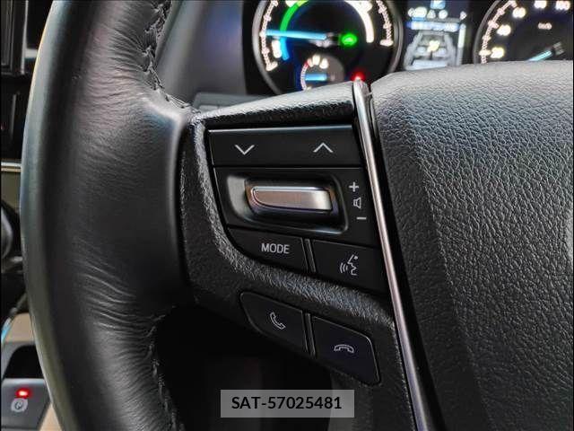 Toyota ALPHARD HYBRID 2017-03 2005782-9
