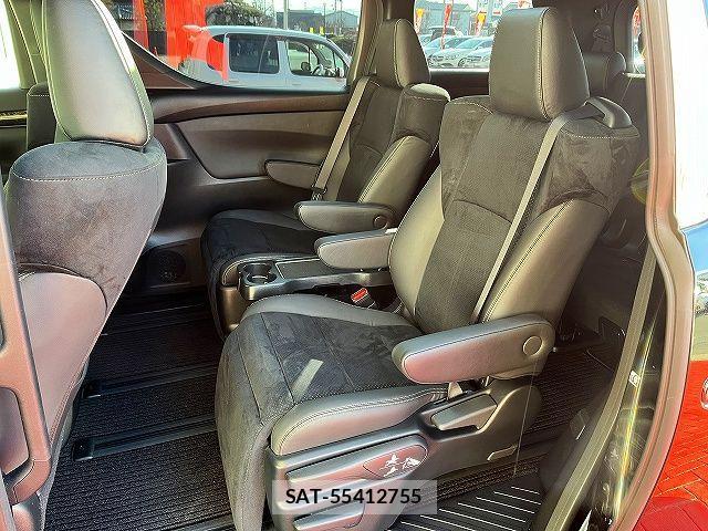 Toyota ALPHARD HYBRID 2022-12 2344263-12