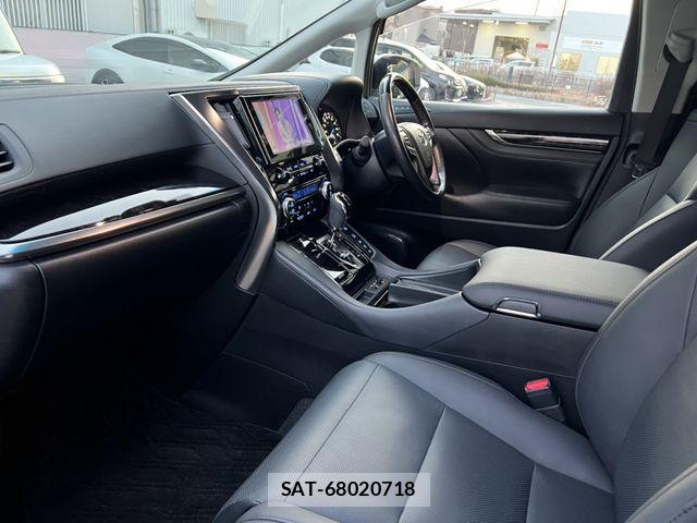 Toyota ALPHARD HYBRID 2022-11 3063812-13