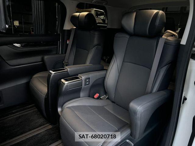 Toyota ALPHARD HYBRID 2022-11 3063812-14
