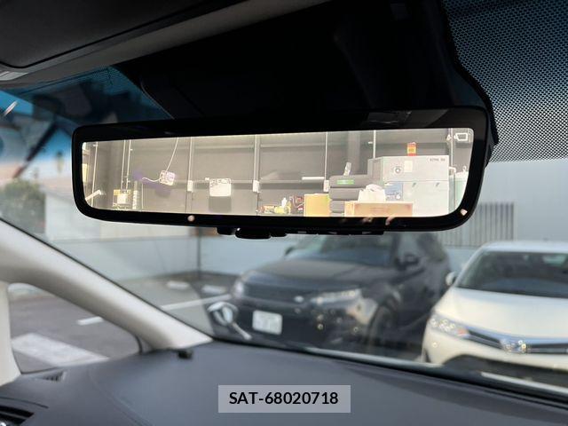 Toyota ALPHARD HYBRID 2022-11 3063812-18