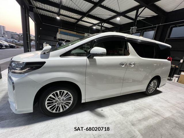 Toyota ALPHARD HYBRID 2022-11 3063812-6