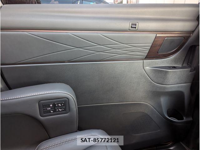 Toyota ALPHARD HYBRID 2023-07 3355200-26