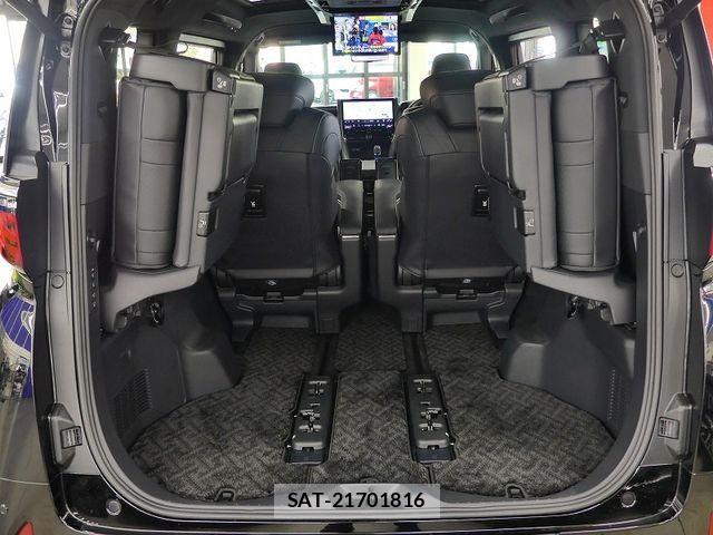 Toyota ALPHARD HYBRID 2025-05 3658592-18