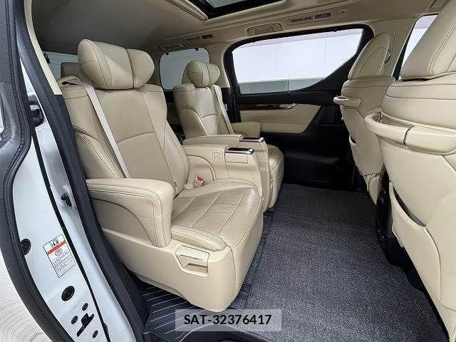 Toyota ALPHARD HYBRID 2015-09 3658707-5
