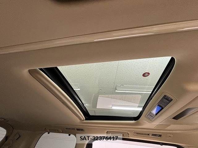 Toyota ALPHARD HYBRID 2015-09 3658707-6