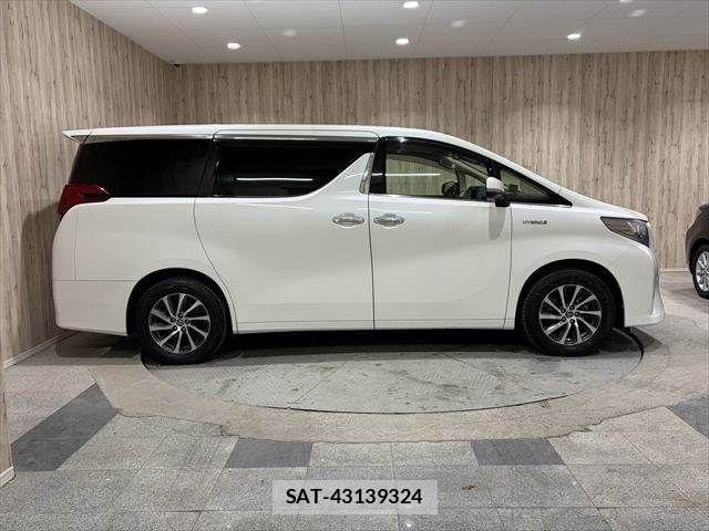 Toyota ALPHARD HYBRID 2016-09 3658701-18