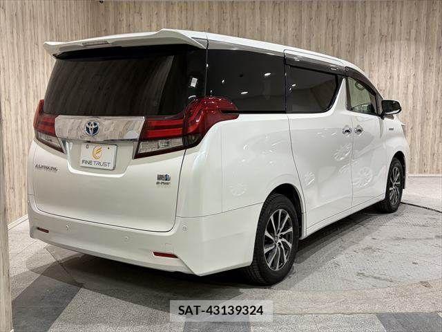 Toyota ALPHARD HYBRID 2016-09 3658701-19